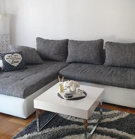 Apartman Aura ザグレブ エクステリア 写真